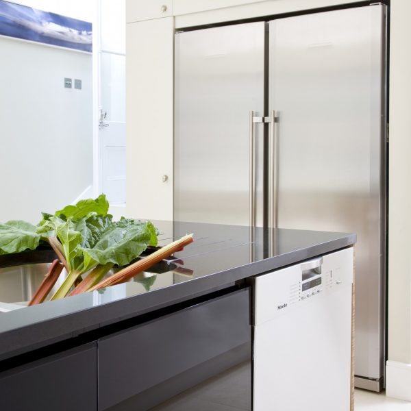 Chiswick Parapan and Zebrano Kitchen
