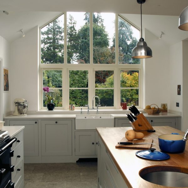 Fleet Painted Shaker Kitchen with Belfast Sink Fleet Painted Shaker Kitchen with Belfast Sink