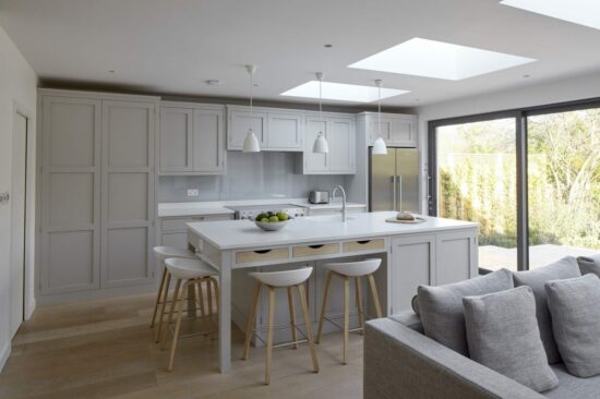 Claygate Handleless Shaker Kitchen Whole Kitchen