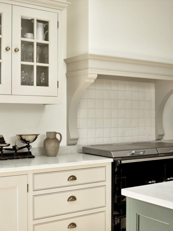 Chiswick Stamford Brook Painted Shaker Kitchen