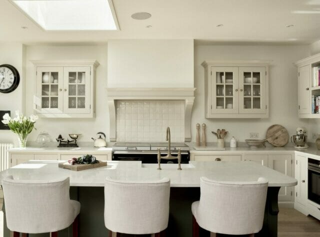 Chiswick Stamford Brook Painted Shaker Kitchen