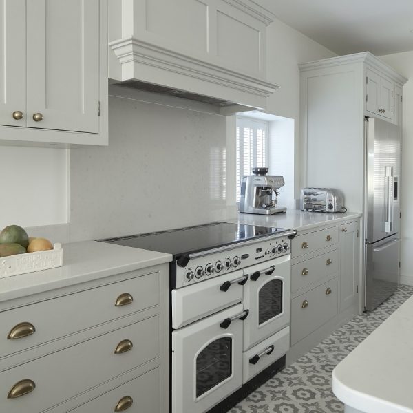 Andover Traditional Shaker Painted Kitchen