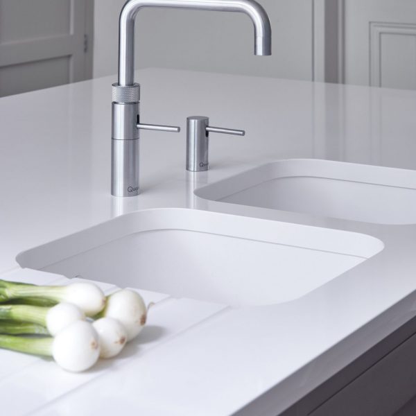 Handleless Painted Shaker Kitchens Silestone DUE (S) Integrity Sinks (Silestone Blanco Zeus)