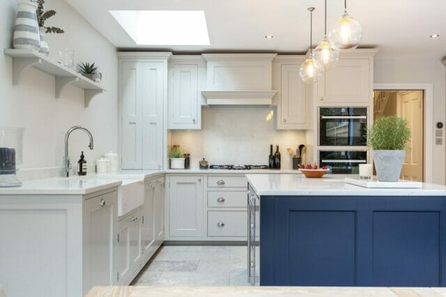 Earlsfield Traditional Painted Shaker Kitchen
