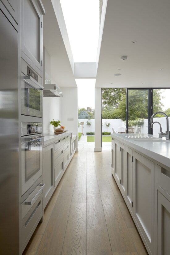 Putney Handleless Shaker Kitchen