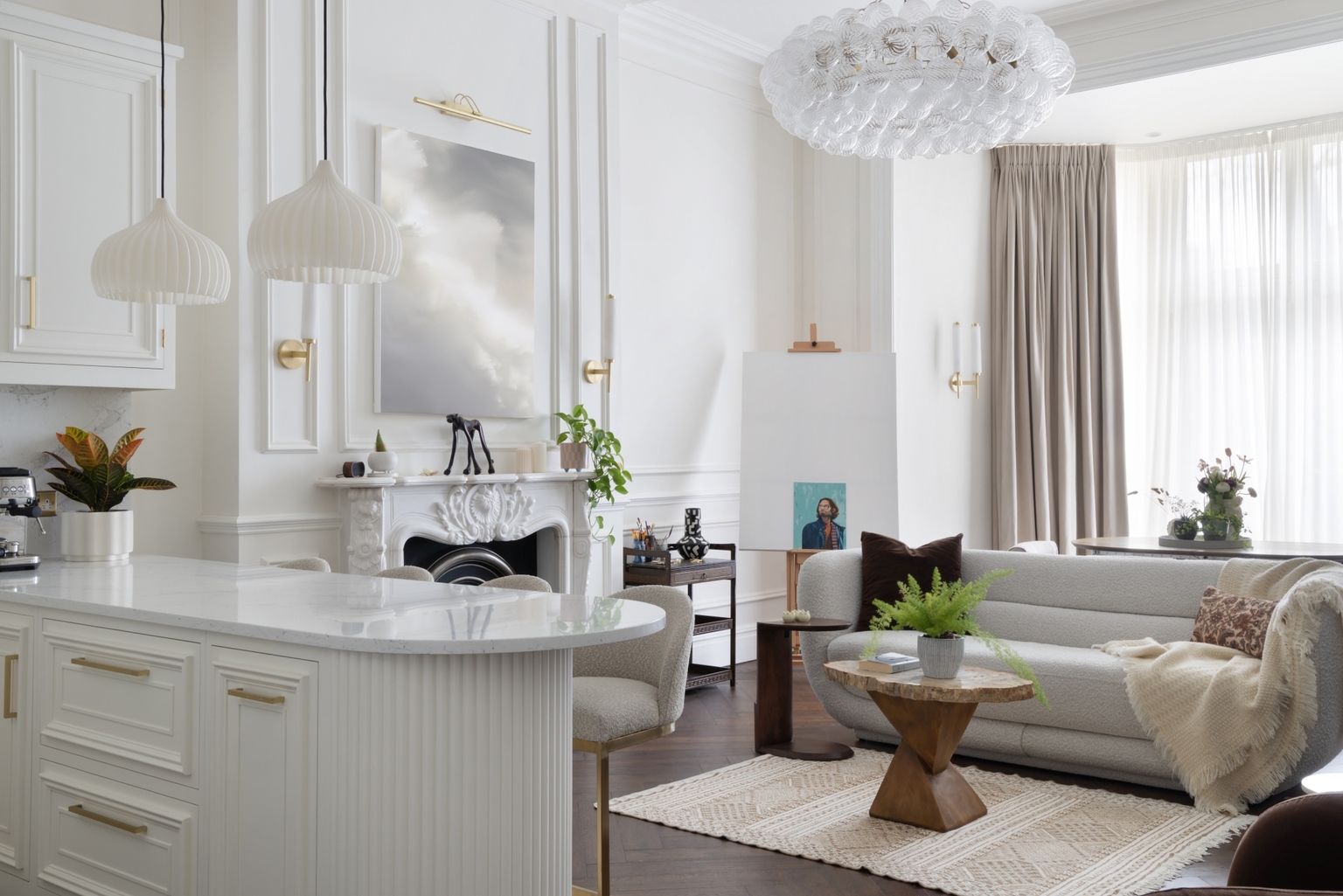 Belsize Park Mar2026 Peninsula Curved End Towards Living Room SmallJPG