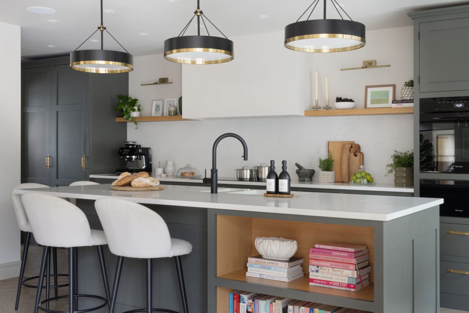 Camberley Island To Hob