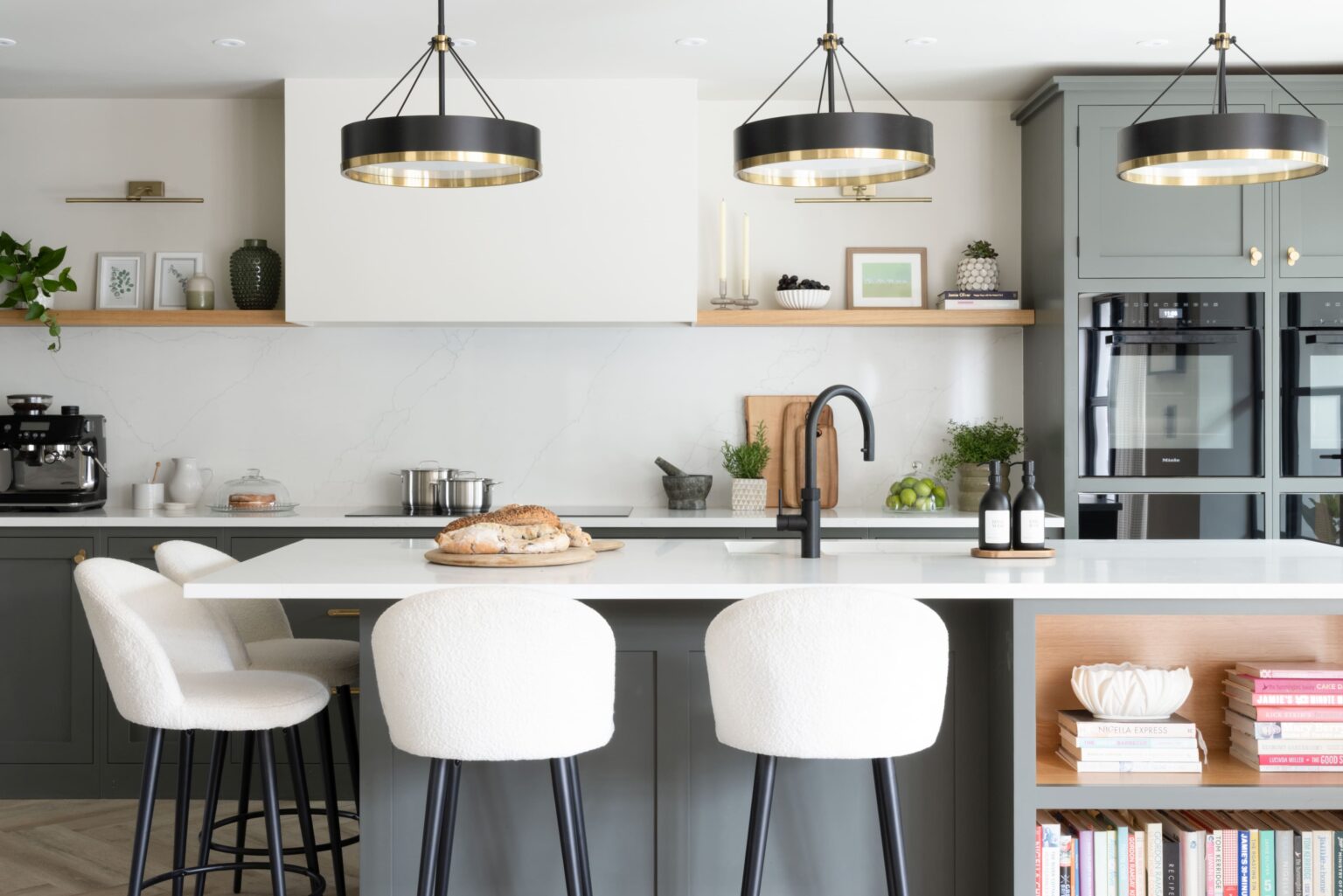 Camberley Island with Sink and Seating